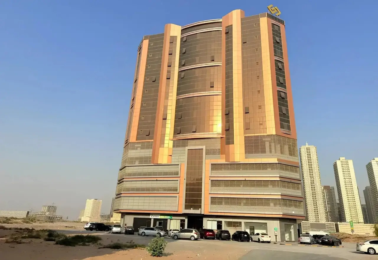 Ragayeb: Al Ghoroub Tower by GJ Properties, Ragayeb